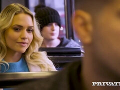 Blondýna, Britské, Dávení penisem, Na obličej, Honění, Spodní prádlo, Milf žcbp, Punčochy