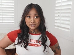 18 anos, Asiáticoa, Pauzão, Peitos grandes, Boquete, Jato de porra, Interracial, Tetas