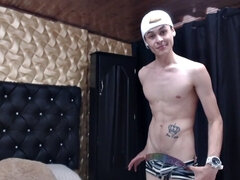 Bonus Solo - Dominic