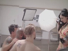 Fekete, Csoportos kefélés, Szőrös