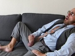 After work solo male Urjabl gets his kicks with a foot fetish