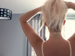 Большой член, Сперма во рту, Каблуки, Белье