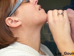 Amaterji, Fafanje, Evropska, Obrazno, Francozinja, Očala, Dekle drka tiča, Milf