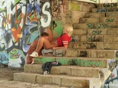 18 jaar, Blond, Hd, Likken, Openbaar, Kut duiken, Geschoren, Tieten likken