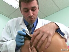 Anal, Cul, Gros seins, Sucer une bite, Médecin, Mère que j'aimerais baiser, Pov, Réalité