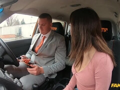 Pijpbeurt, Bruinharig, Hondjeshouding, Sperma in gezicht, Vingeren, Zoenen, Likken, Spaans