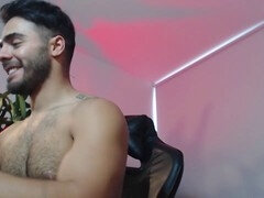 Stříkání spermatu, Gay, Masturbace