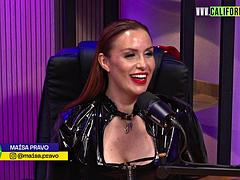 Duże cycki, Blondynka, Fetysz, Hardcore, Hd, Masturbacja, Dojrzałe, Solo