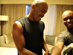 Azjatka, Niemowlę, Duży kutas, Czarny, Blondynka, Obciąganie, Sperma, Cycki