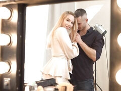 18 let, Zadek, Kuřba, Na pejska, Dvojitá penetrace, Přírodní prsa, Vyhublá, Teenka