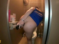 Gassy girl, women farting, girls farting