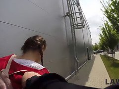 Law4k. teenage wei nicht, wohin der sicherheitsbeamte sie gebracht hat, aber sie wird gefickt