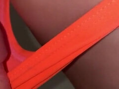 Amatéri, Bikini, Striekanie semena, Pissing, Z pohľadu účastníka, Pička
