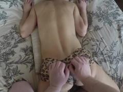 Leie, Braunhaarige, Spermaladung, Aufs gesicht abspritzen, Hd, Massage, Pov