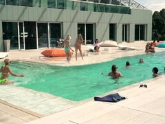 Luxury orgy with gorgeous babes - Victoria sweet