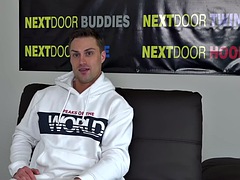 An amateur athlete with an athletic body jerks off a dick in an amateur video at a casting