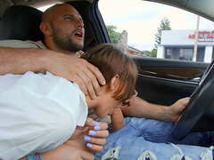 Blasen, Braunhaarige, Auto, Bekleidet, Brille, Jungendliche (18+)