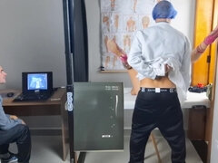 The Cuckold Wife Is The Clandestine Gynecologist In The Ultrasound!