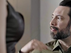 Μωρό, Μεγάλος πούτσος, Συμπαθητική, Η σύζυγος