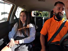 Amatéři, Auto, Exhibicionisti, Olej, Venku, Na veřejnosti, Realita, Student