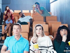 Πρωκτικό, Μεγάλος κώλος, Μεγάλα βυζιά, Πίπα, Σε στάση σκύλου στα τέσσερα, Ώριμη γυναίκα, Κοκκινομάλα, Ξυρισμένη