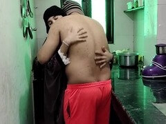 18 jahre, Tante, Paar, Schmuddelige sprache, Zierlich, Muschi, Strümpfe, Jungendliche (18+)