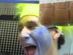 ブロンド, 茶髪の, 顔射, Hd, パーティ, ガリガリ, タトゥー, 三人