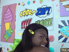 Anal, Gros cul, Grosse bite, Éjaculation interne, En levrette, Noir ébène, Interracial, Seins naturels