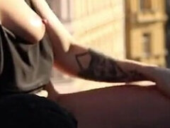 18 ans, Amateur, Derrière les coulisses, Gros cul, Sucer une bite, Pov, Jarretelles, Adolescente