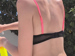 Anál, Bikini, Dildo, Hardcore, Podpatky, Masturbace, Zrzavé, Sólo