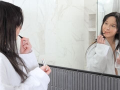 Zadok, Brunetka, Prstovanie, Masturbácia, Prirodzené prsia, Vyholené, Sólo, Hračky
