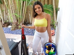 Stor røv, Pik sutte, Brunette, Hundestilling, Hårdt, Latinsk, Barberet, Teenager