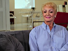 Blondinka, Temnopolti, Samozadovoljevanje, Zrela, Milf, Pornozvezde, Solo, Joške