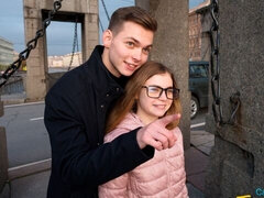 Monumentális dákó, Cumizás, Kutya póz, Természetes mellek, Vöröshajú, Vékony, Tini, Begyek