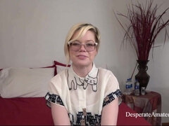 Amatør, Stor kukk, Blond, Kukk suging, Første gang, Hd, Orgasme, Kort hår