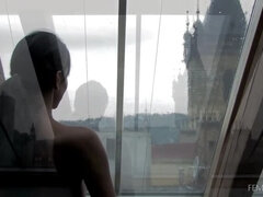 Recalling London: Kylie's Solo Journey