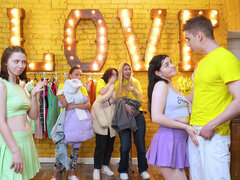 18 χρονον, Πίπα, Στο πρόσωπο, Θηλυκό θηλυκό αρσενικό, Σκληρό, Οργασμός, Κάλτσες, Παρθένα