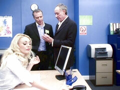 Stor stjärt, Stor kuk, Stora tuttar, Blondin, Avsugning, Fyrkant, Milf, Stockings