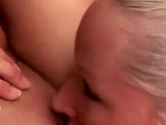 18 let, Americké, Anál, Lízaní zadků, Krásky, Blondýna, Prstění, Masturbace