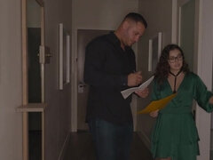 デカ尻, デカパイ, 茶髪の, 浮気者, ハードコア, なめる, 淫乱熟女, ティーン