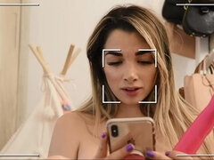 Busty camwhore plays with sex toys in kinky way