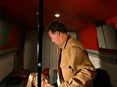 Kisbaba, Cumizás, Francia, Pornósztárok