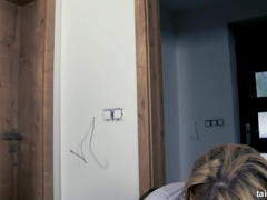 Blondine, Blasen, Bekleidet, Hardcore, Nackt, Pissen, Dusche, Nass