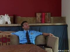 Blondinka, Fafanje, Doggystyle, Kosmate, Italijanka, Lizanje, Prvoosebno snemanje seksa, Tetovaže