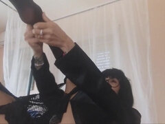 Leie, In den arsch, Grosser arsch, Dildo, Furzen, Masturbation, Milf, Solo