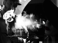 Grote lul, Grote mammen, Bruinharig, Lul, Moeder die ik wil neuken, Natuurlijk, Tepels, Openbaar