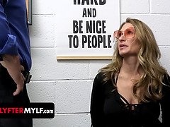 Velké kozy, Kuřba, Puma, Stříkání spermatu, Dávení penisem, Výprask, Milf žcbp, Ječení