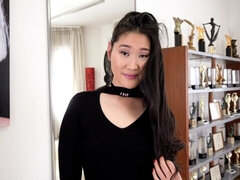 Asiat, Stor pik, Brunette, Hundestilling, Naturlige bryster, Mager, Teenager, Bryster