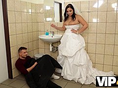 Sofia Lee cheats on her groom with random guy in the bathroom