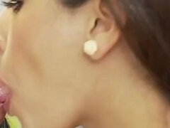 Tette grandi, Venire in bocca, Mamma che vorrei scoparmi, Toilette